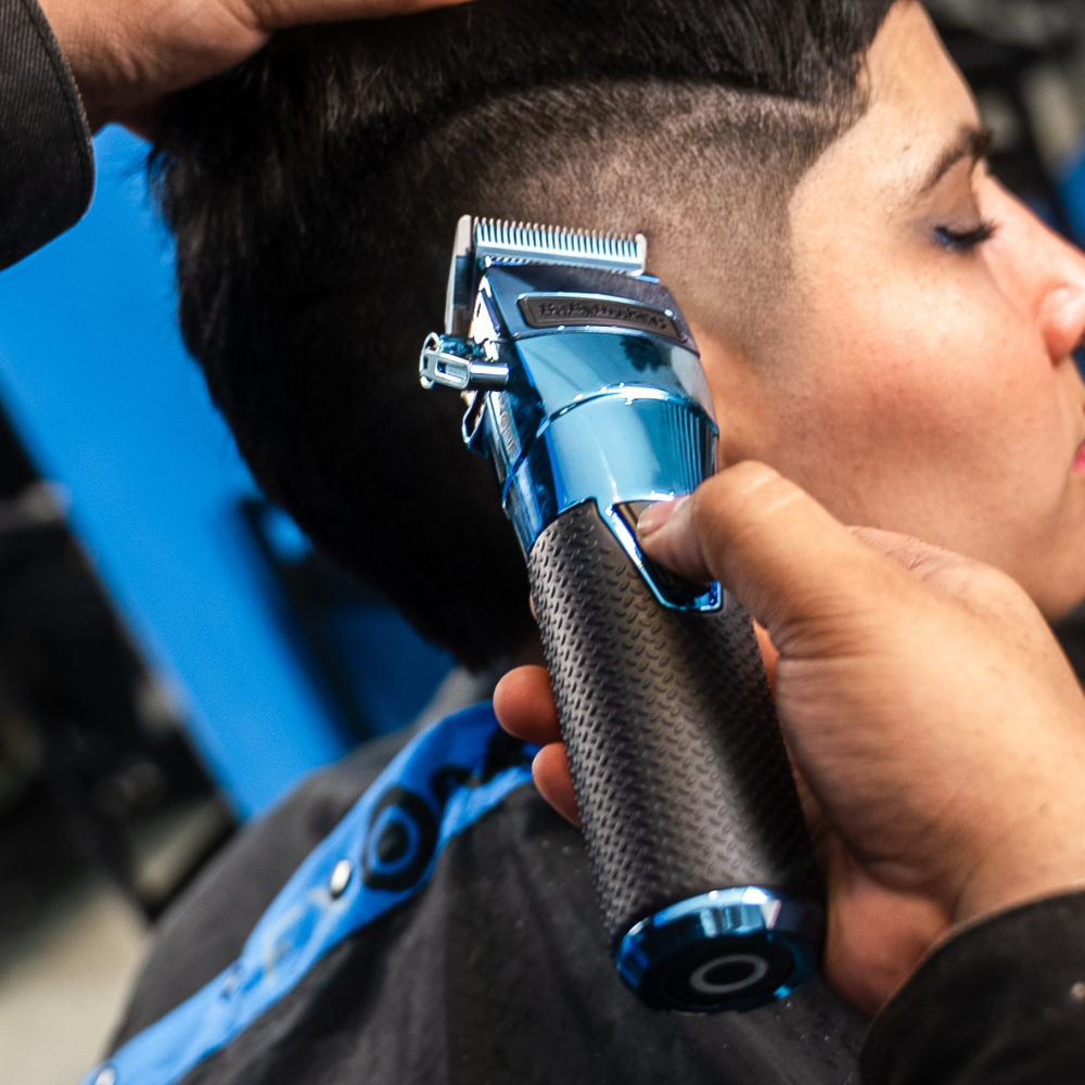 BaBylissPRO Clipper FXONE BlueFX - Color Azul Metálico con Negro