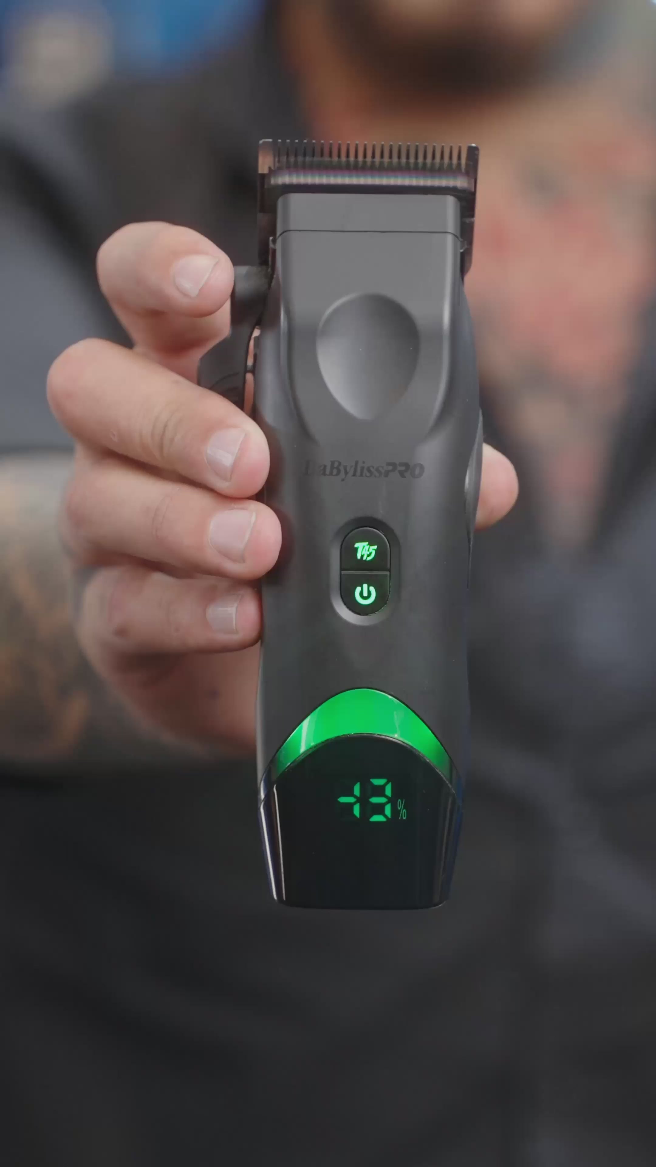 BaBylissPRO Clipper Tomb45 Potencia Personalizada con Pantalla Indicadora de Batería - Color Negro